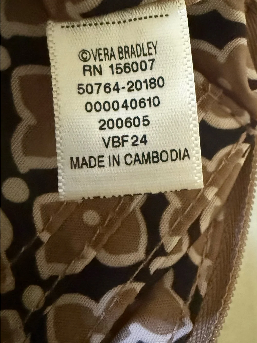 NWT Vera Bradley Quilted Essential Zip Wallet Tiger’s Eye 🍂🍁🍂